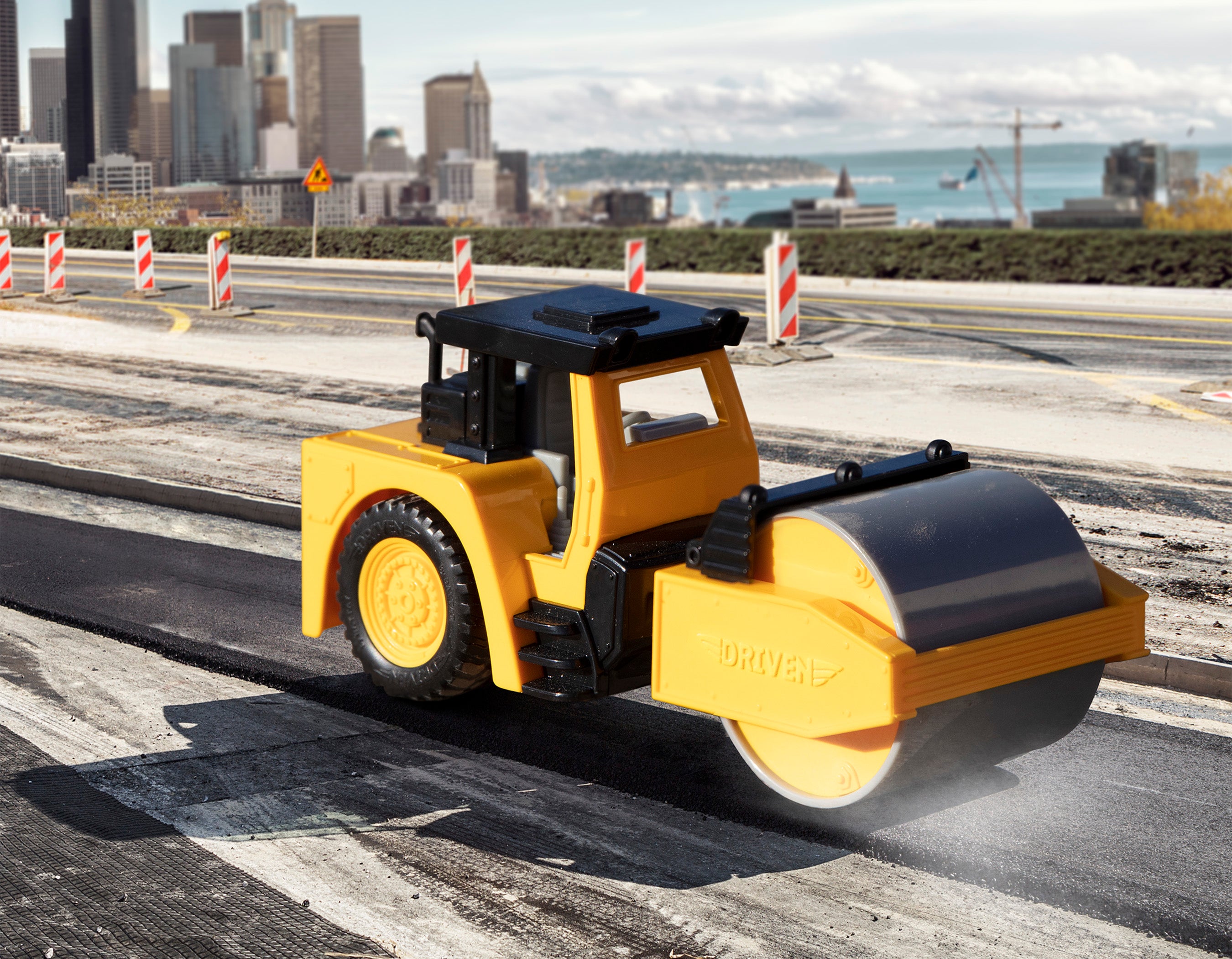 Micro Aplanadora con Rodillo Marca Driven